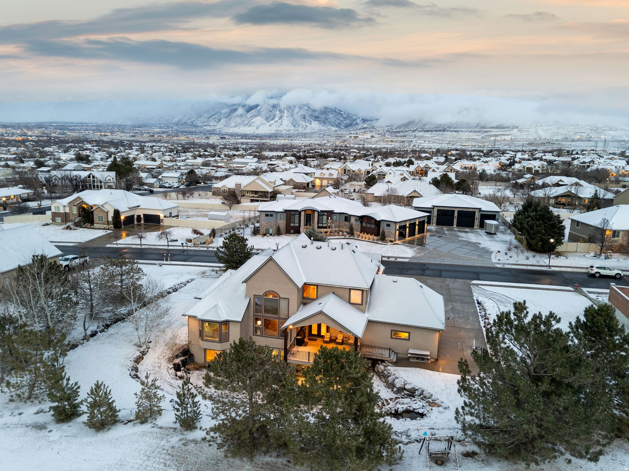 CASCADE COVE - Residential