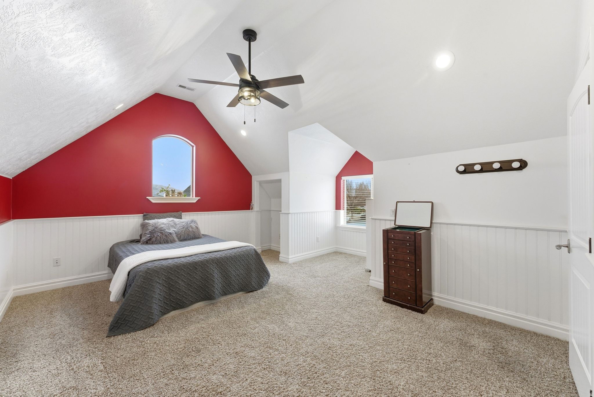 CASCADE COVE - Residential