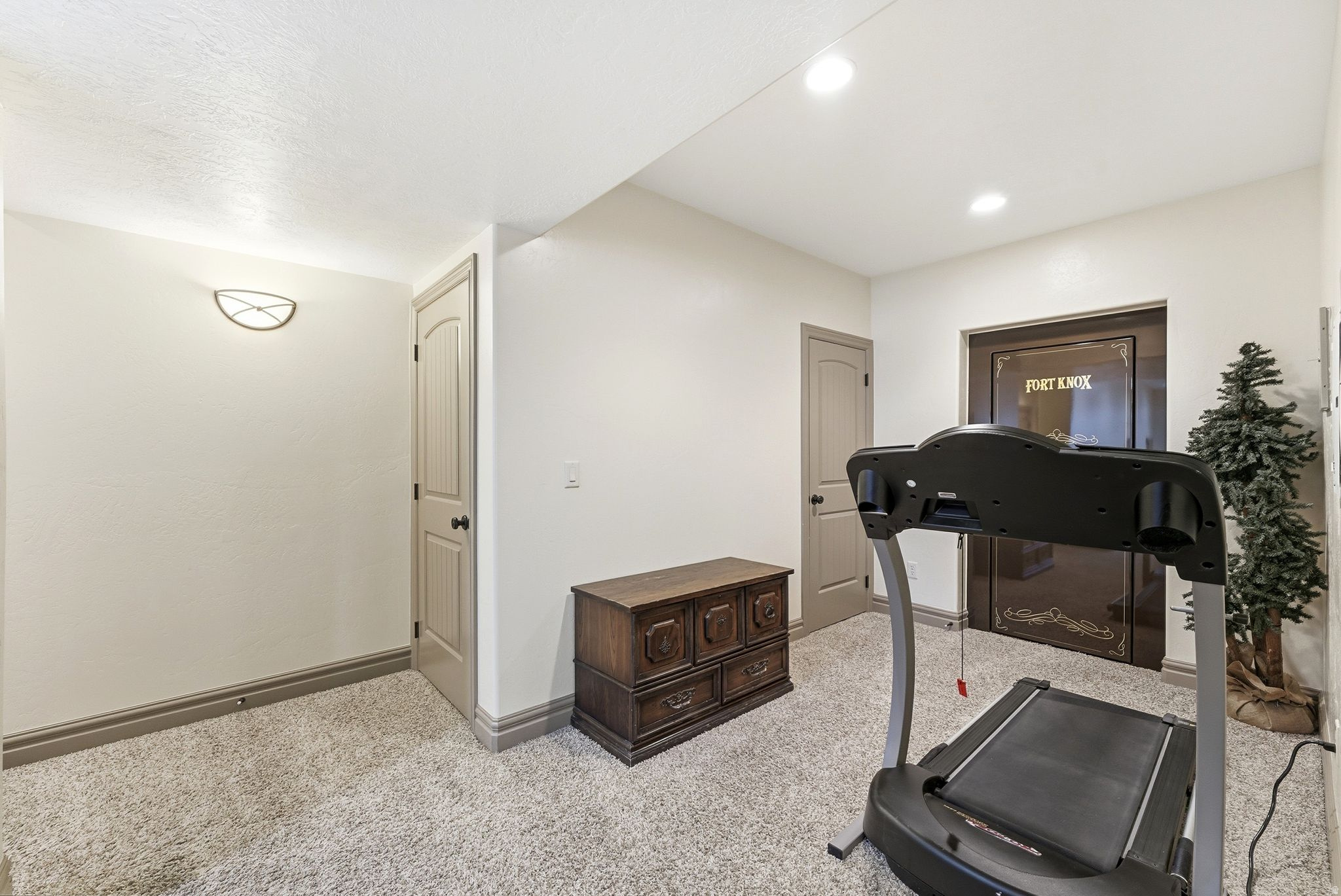 CASCADE COVE - Residential