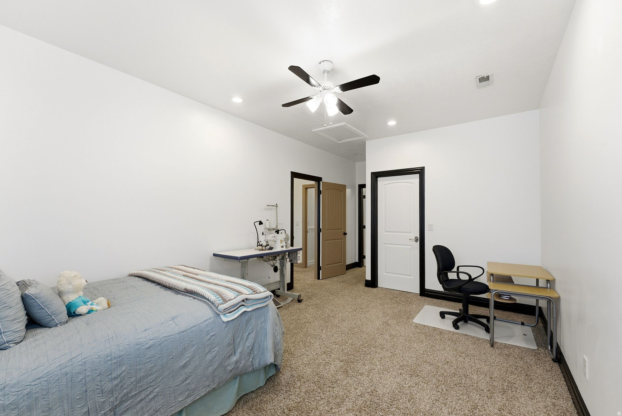 CASCADE COVE - Residential