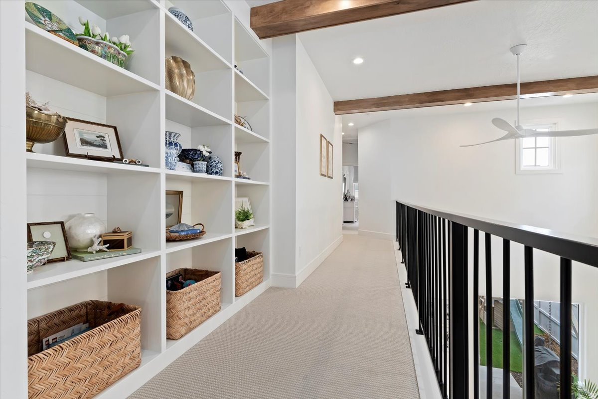 DAYBREAK - Residential