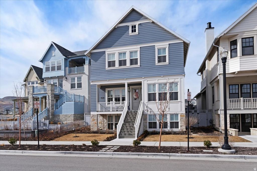 Photo of 11442 S WATERCOURSE RD, South Jordan, UT 84009 (MLS # 2138594)