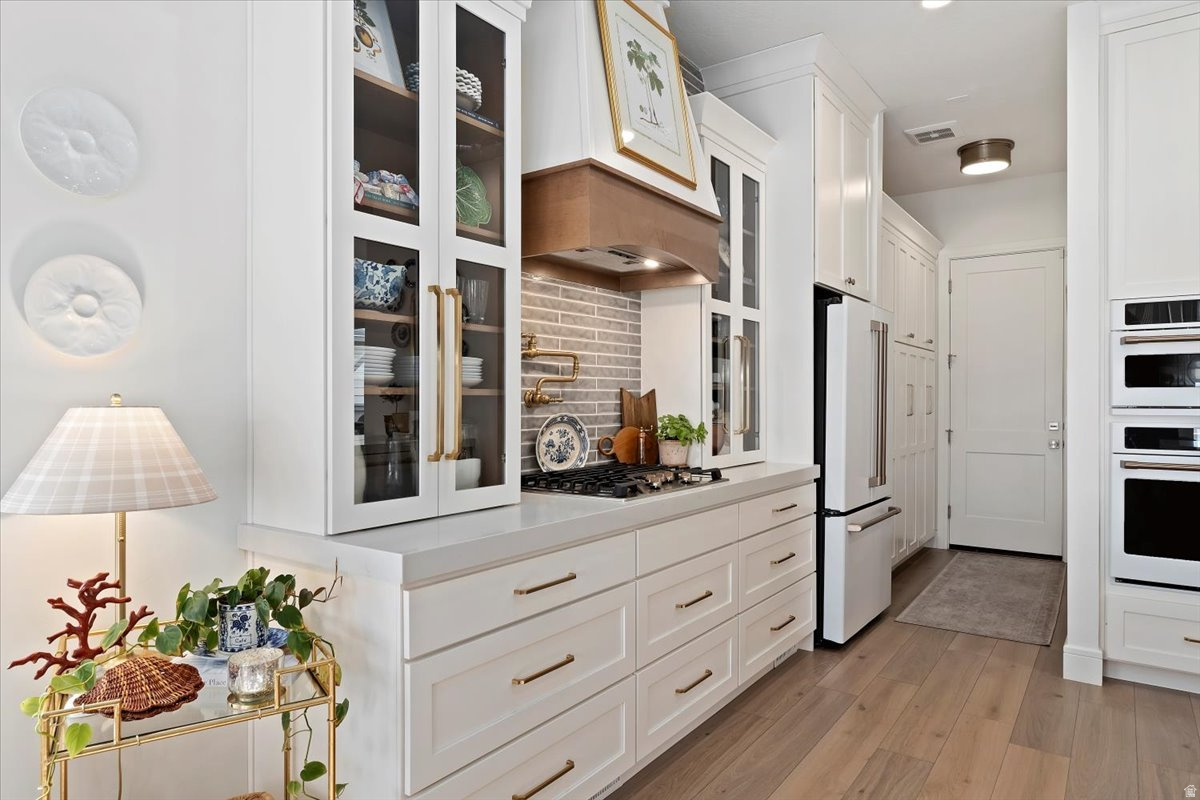 DAYBREAK - Residential