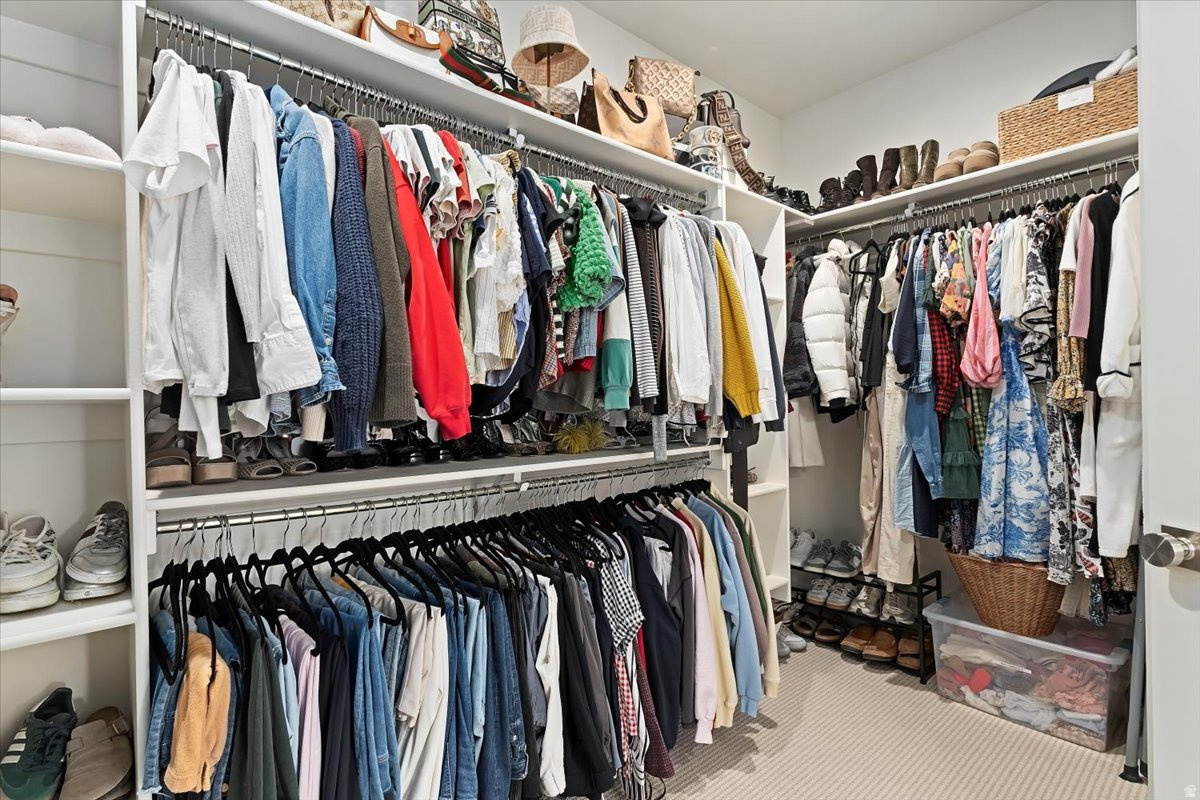 DAYBREAK - Residential