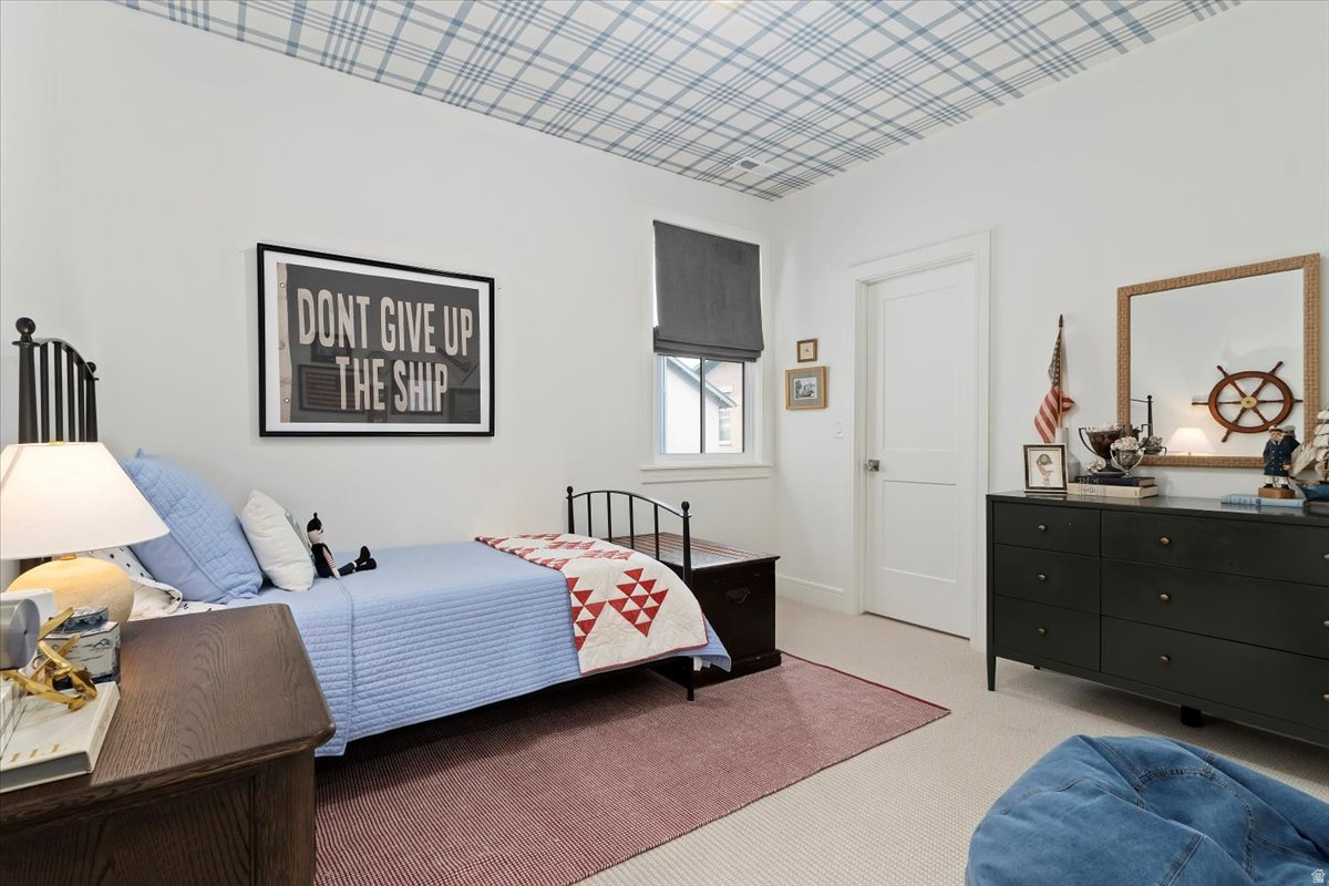 DAYBREAK - Residential