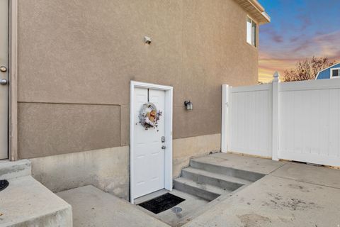 Tiny photo for 3013 S DOODLE BUG PL, West Valley City, UT 84128 (MLS # 2125001)