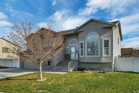 Tiny photo for 3013 S DOODLE BUG PL, West Valley City, UT 84128 (MLS # 2125001)