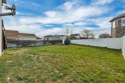 Tiny photo for 3013 S DOODLE BUG PL, West Valley City, UT 84128 (MLS # 2125001)