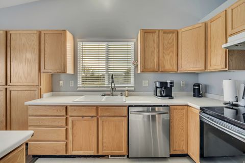 Tiny photo for 3013 S DOODLE BUG PL, West Valley City, UT 84128 (MLS # 2125001)