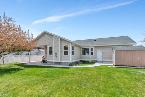 Tiny photo for 2018 W GLEN AVE, Riverton, UT 84065 (MLS # 2151318)