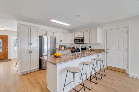 Tiny photo for 2018 W GLEN AVE, Riverton, UT 84065 (MLS # 2151318)