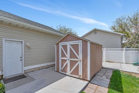 Tiny photo for 2018 W GLEN AVE, Riverton, UT 84065 (MLS # 2151318)
