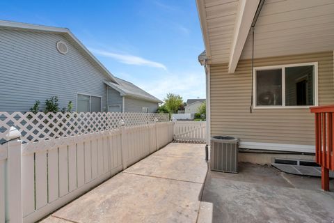 Tiny photo for 2018 W GLEN AVE, Riverton, UT 84065 (MLS # 2151318)