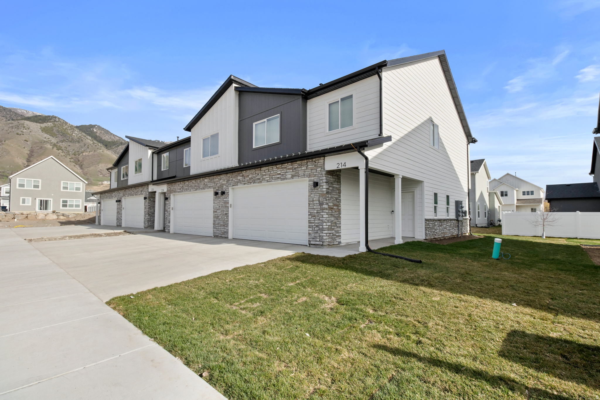 SUGAR CREEK - Residential