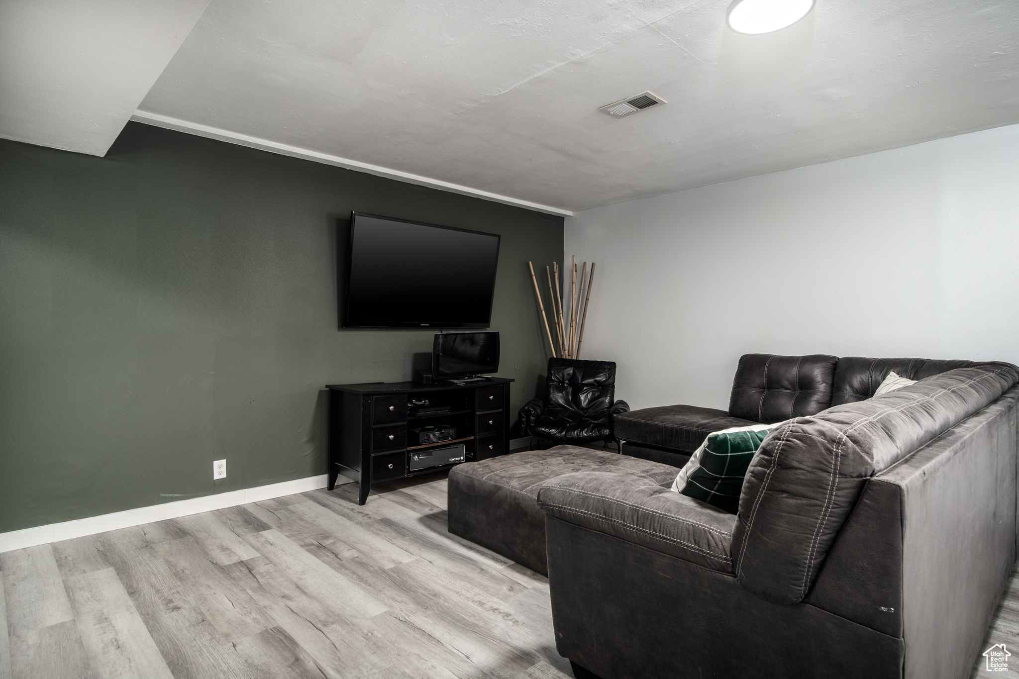 9745 S Tayside Dr, South Jordan, Utah image 24