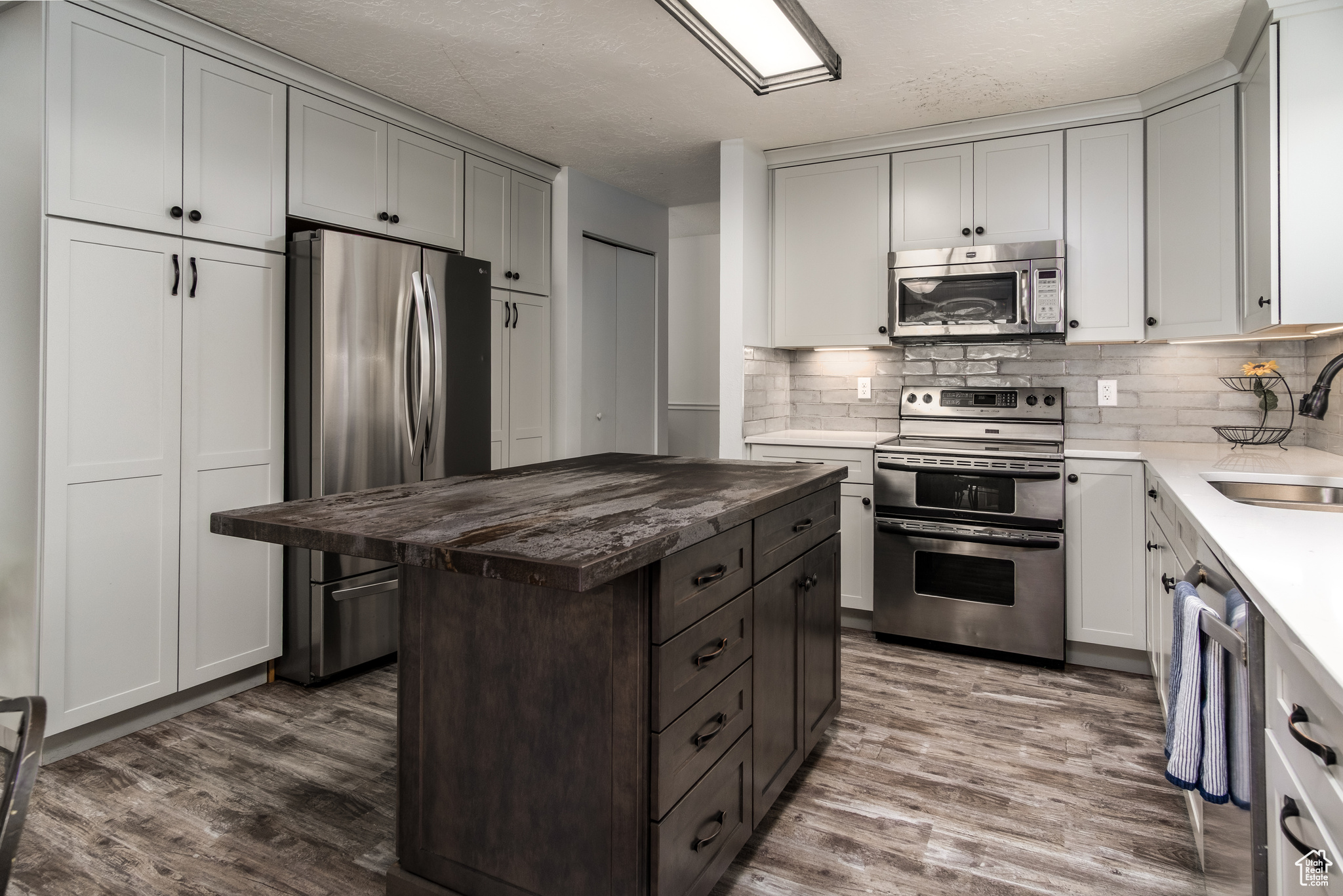 9745 S Tayside Dr, South Jordan, Utah image 14