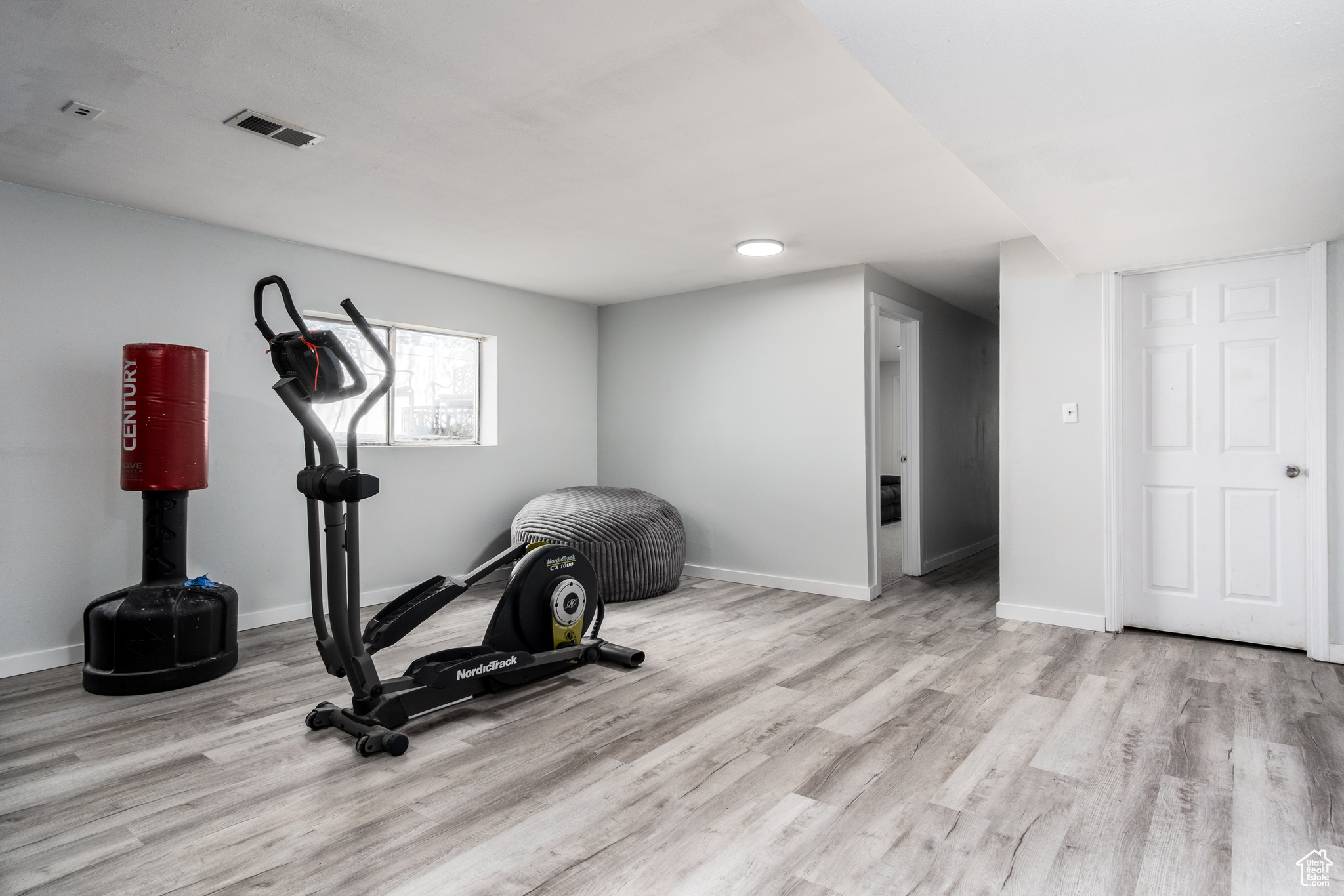 9745 S Tayside Dr, South Jordan, Utah image 25