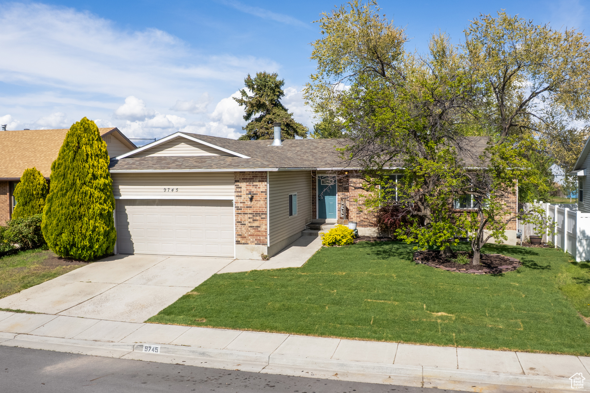 9745 S Tayside Dr, South Jordan, Utah image 1