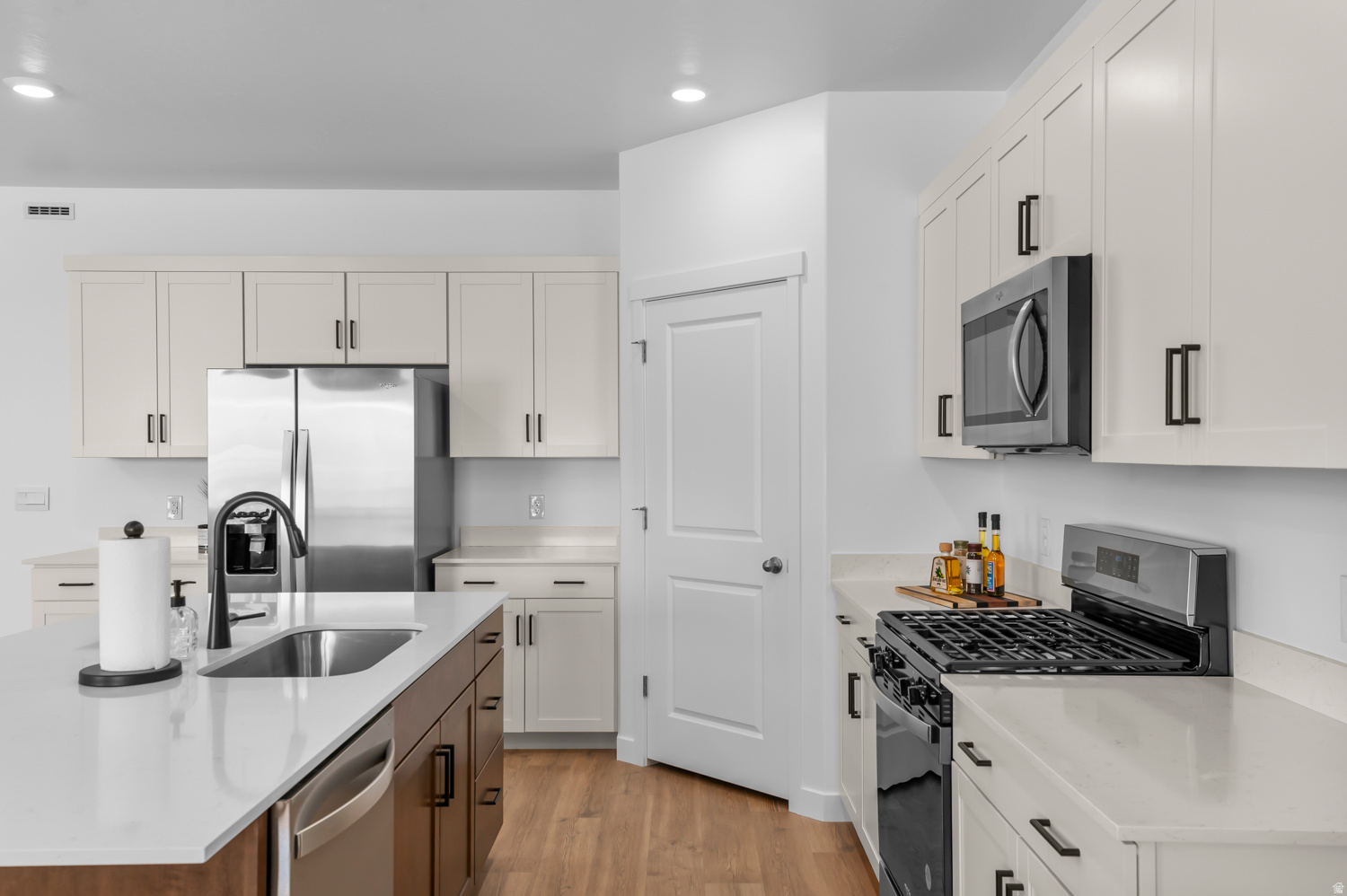 VIRIDIAN - Residential