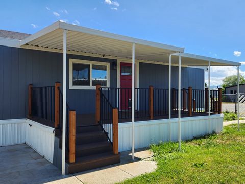 Mobile Home For Sale - 11265 S Crescent Park Cir #171<br/> Sandy, UT 84094