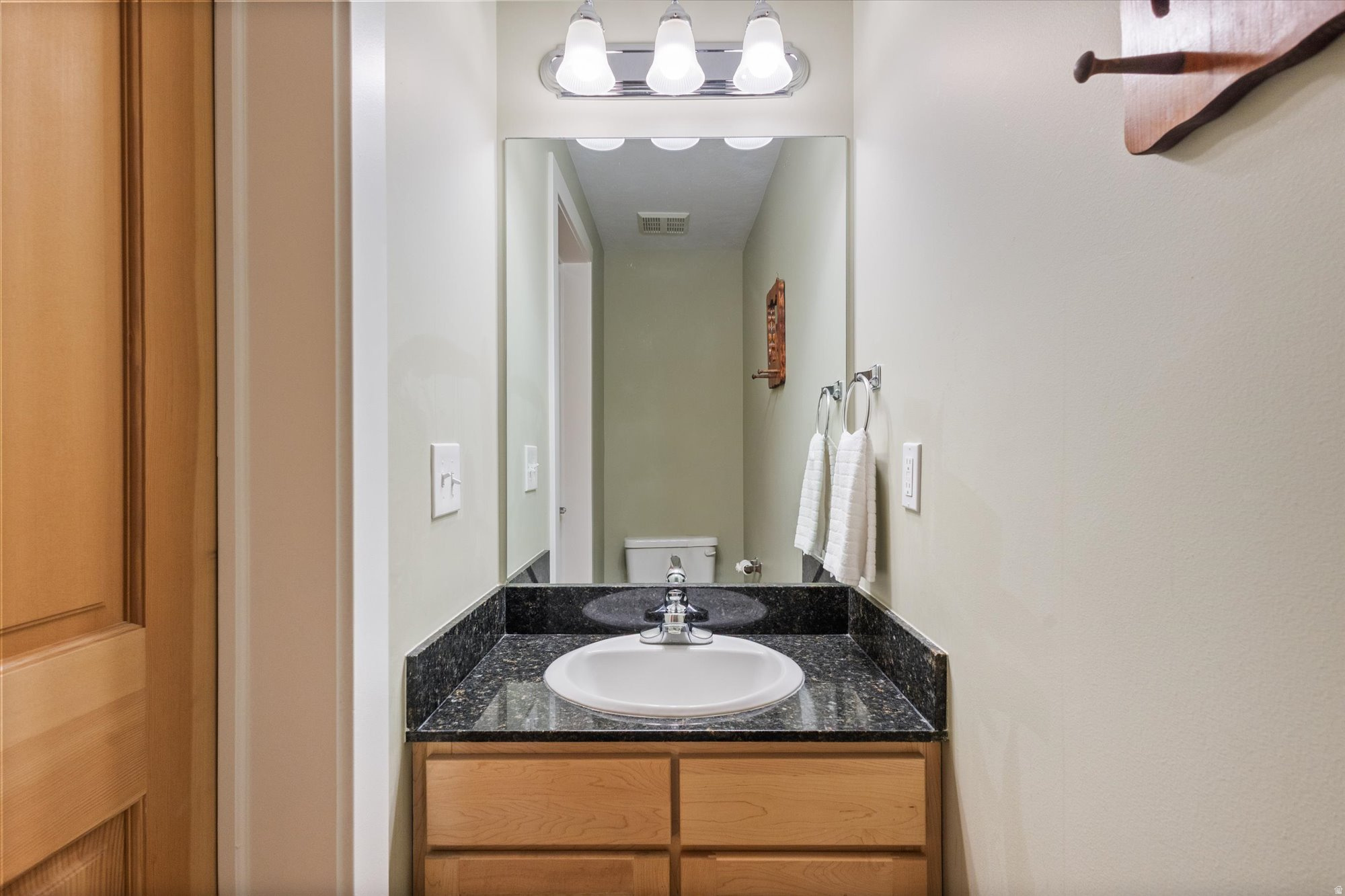 CRESTVIEW CONDOMINIUM PHASE 1 - Residential