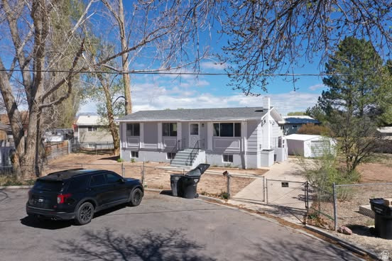 SUNNYVIEW EAST - Residential