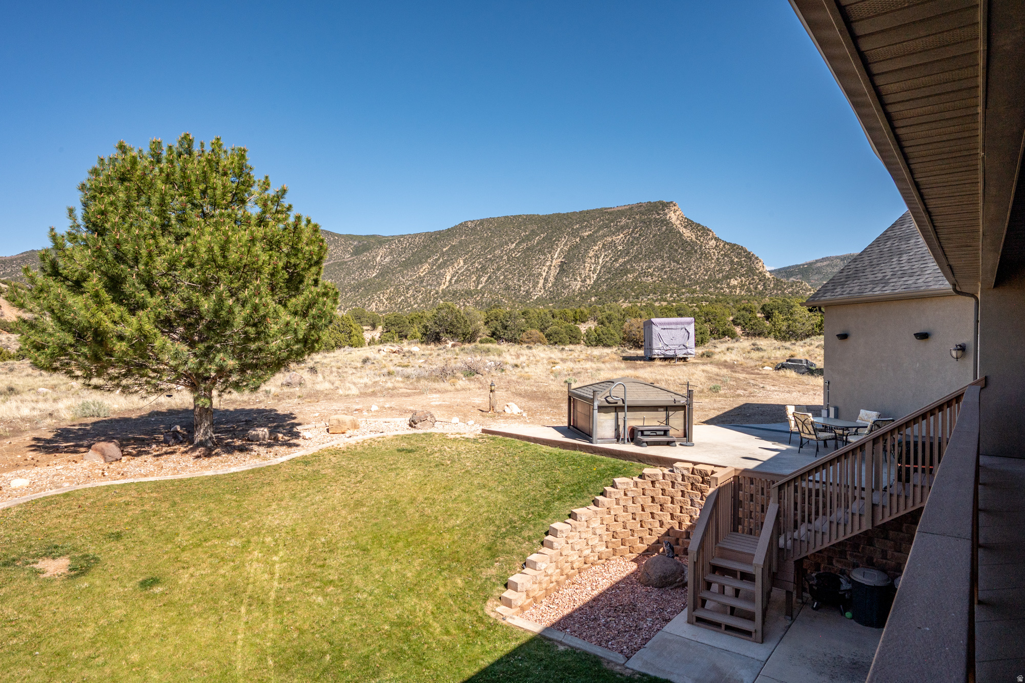 CANYON GATE - Residential