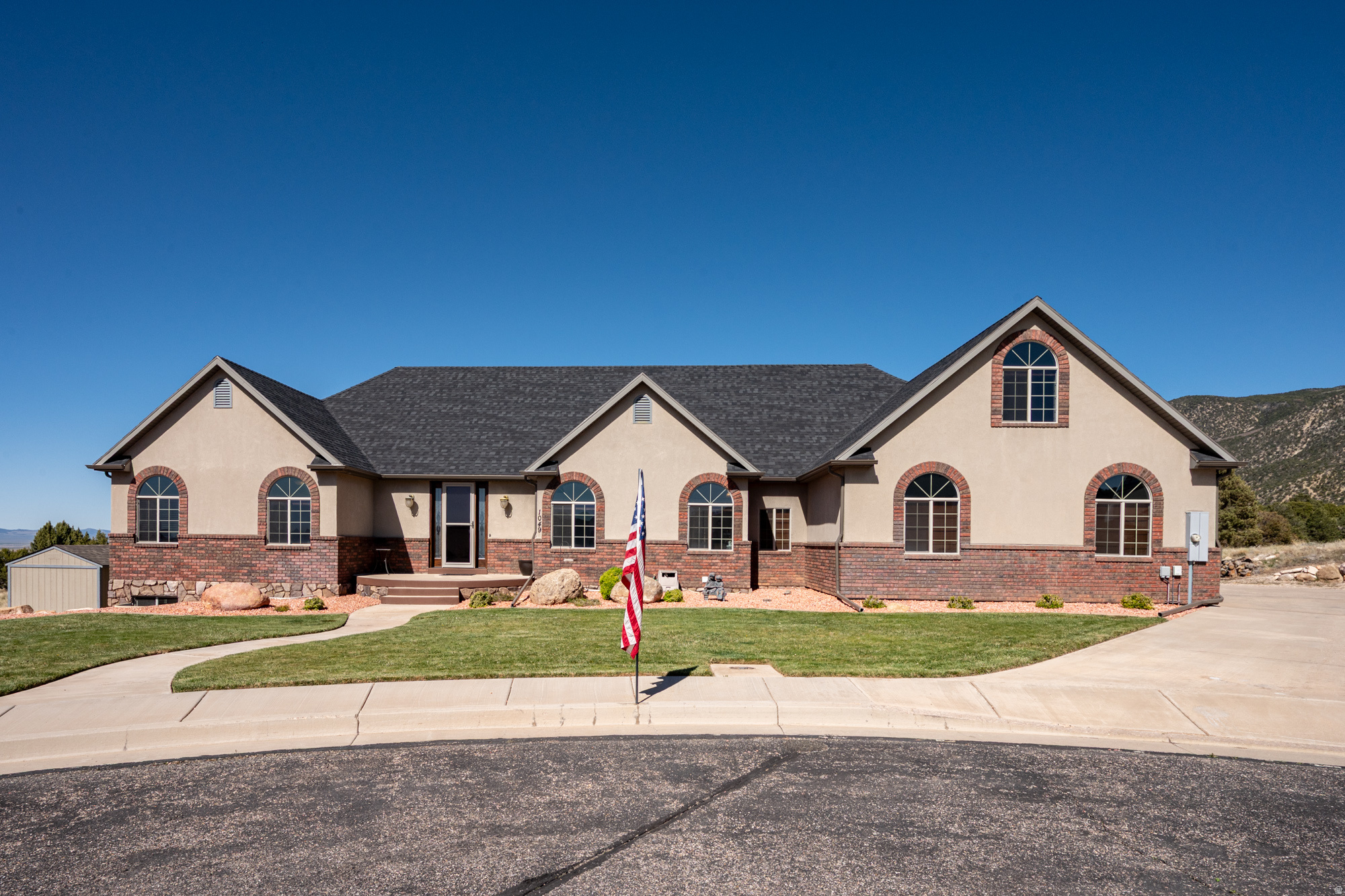 CANYON GATE - Residential