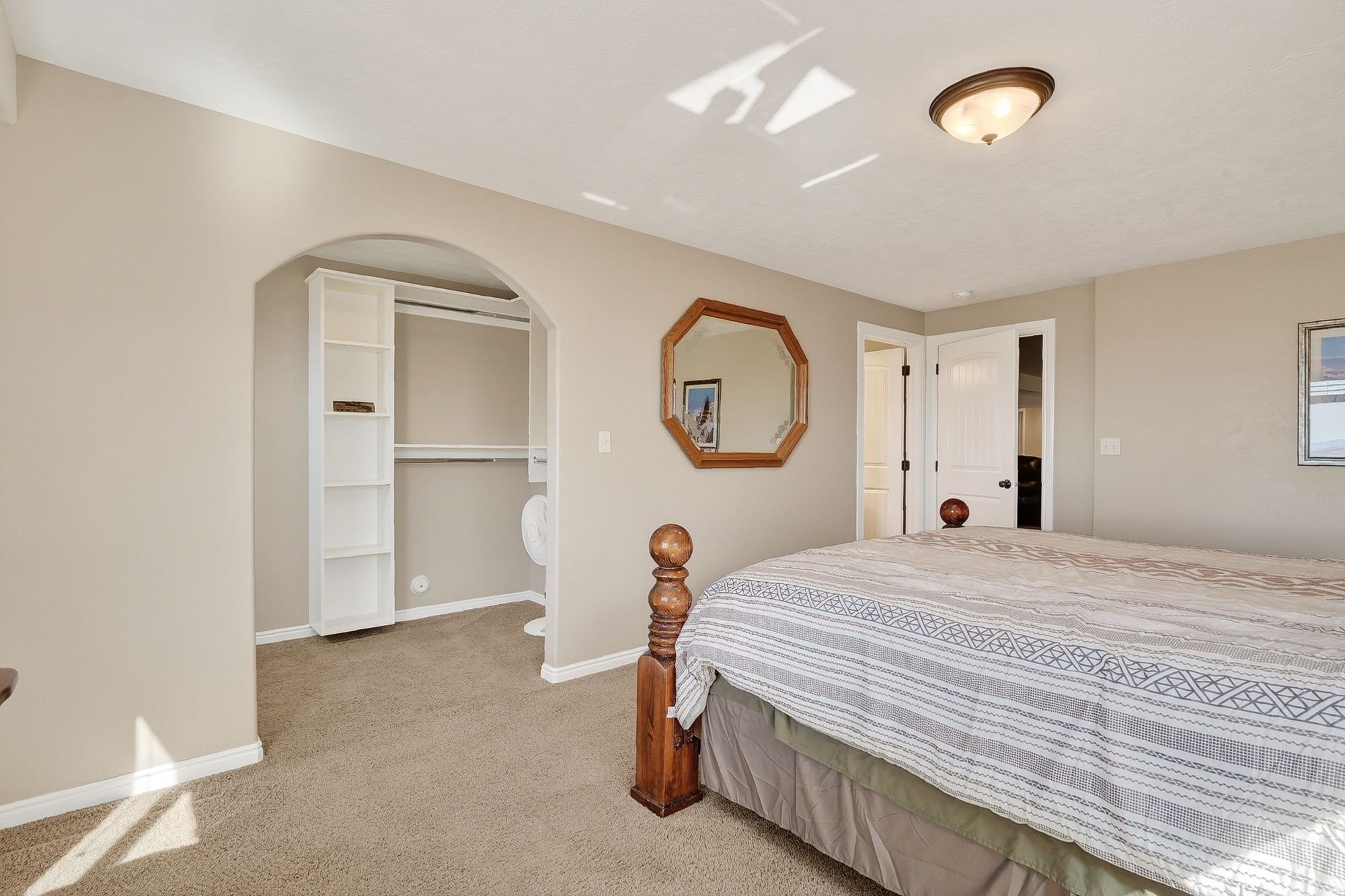 CANYON GATE - Residential