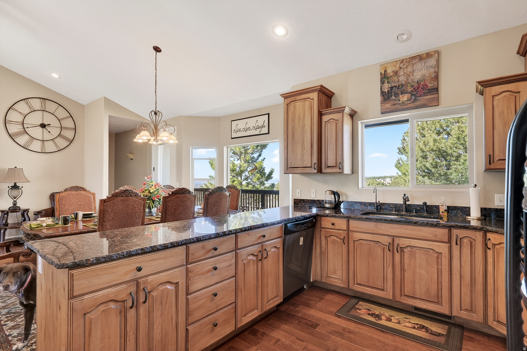 CANYON GATE - Residential