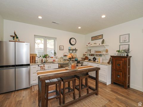 Tiny photo for 3167 S MAPLETON ESTATES DRIVE DR, Mapleton, UT 84664 (MLS # 2114178)