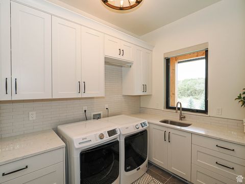 Tiny photo for 3167 S MAPLETON ESTATES DRIVE DR, Mapleton, UT 84664 (MLS # 2114178)
