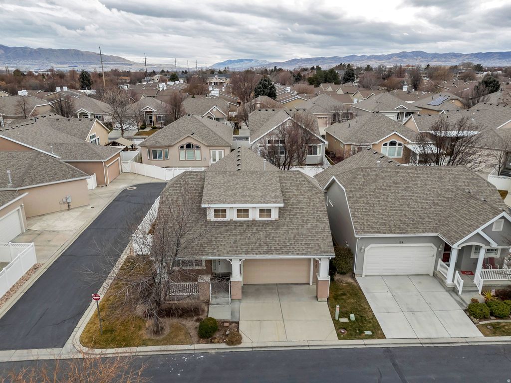 Photo of 1533 W HOMECOMING AVE, South Jordan, UT 84095 (MLS # 2136908)