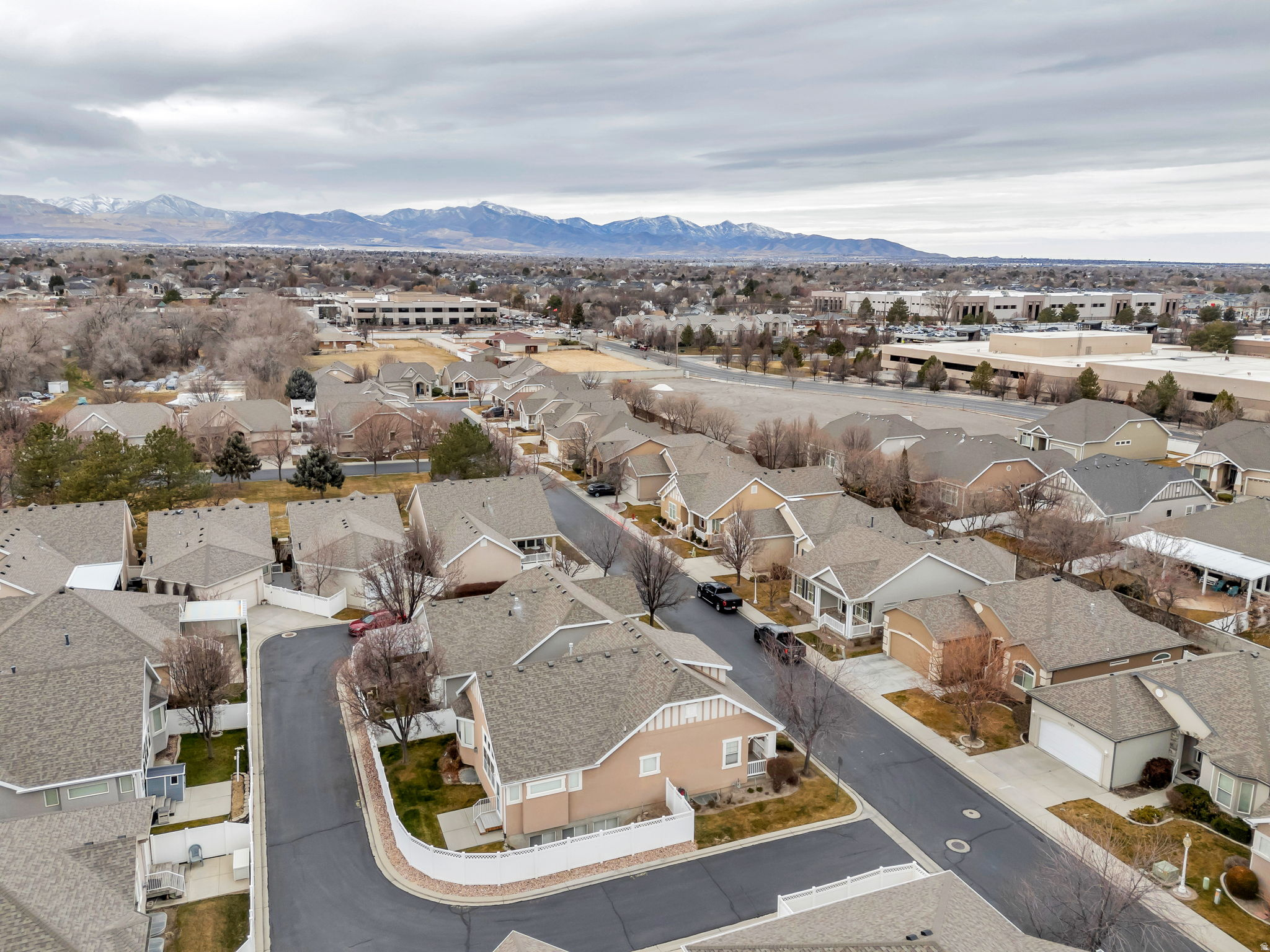 REUNION VILLAGE - Residential