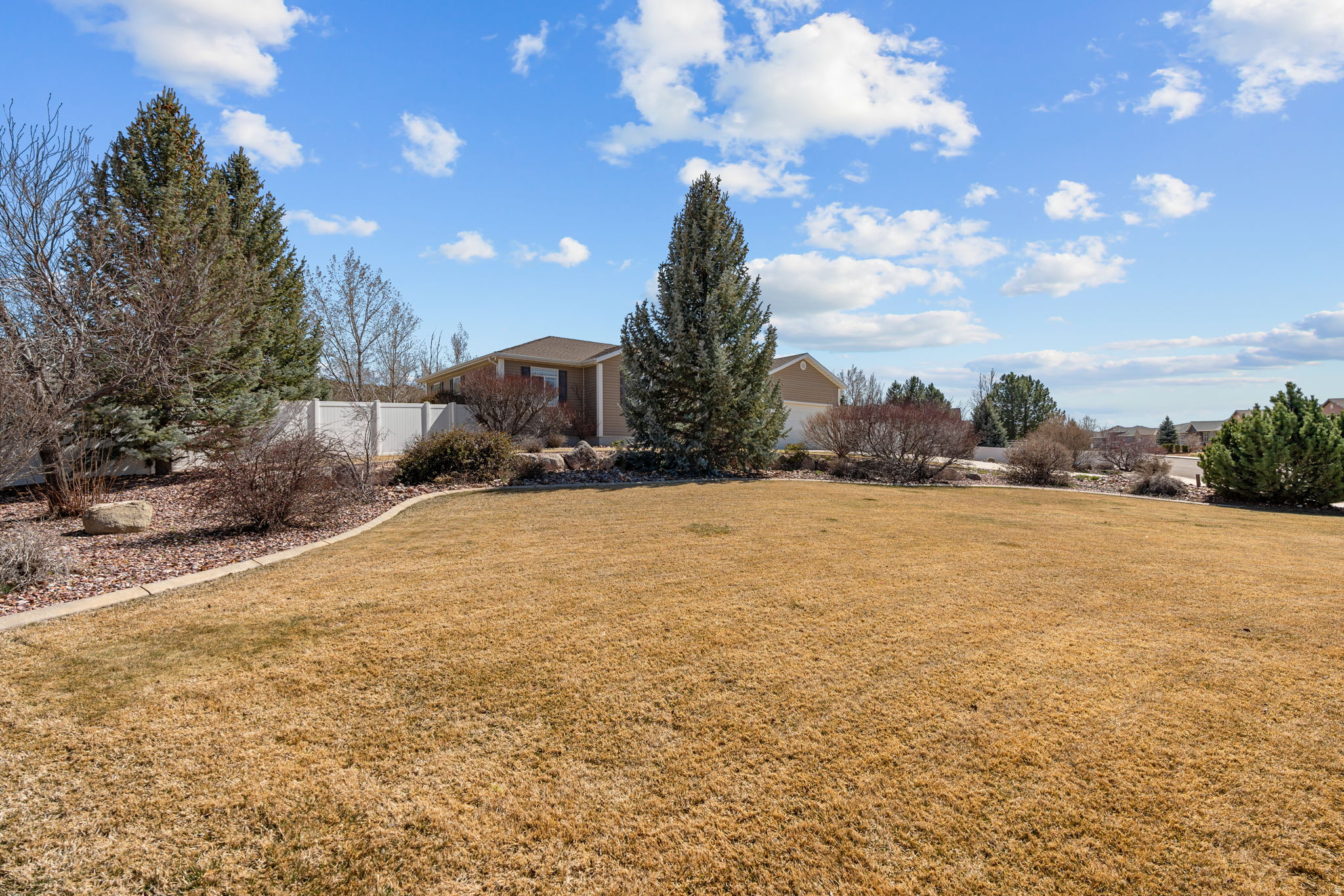 WESTVIEW ESTATES - Residential