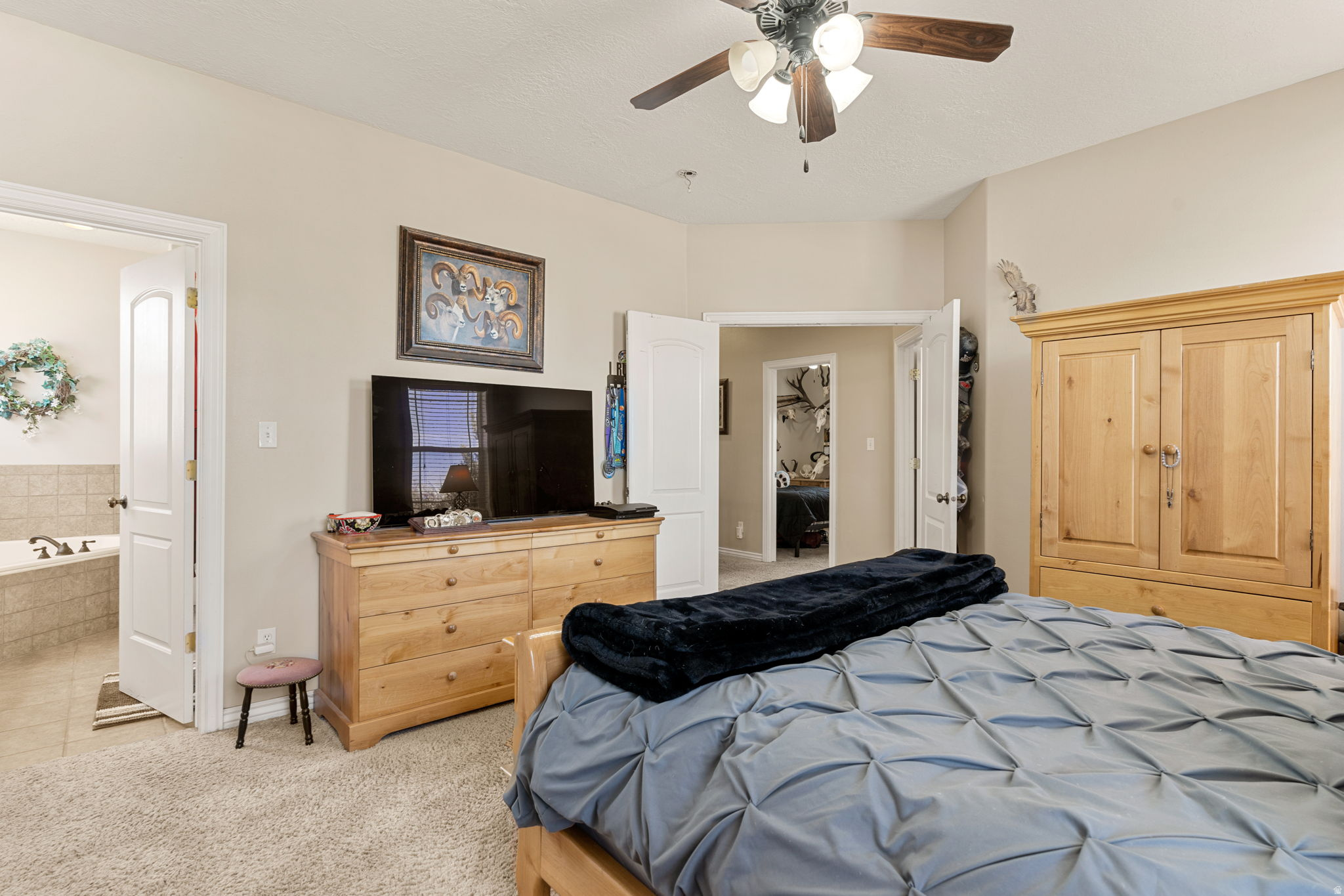 WESTVIEW ESTATES - Residential