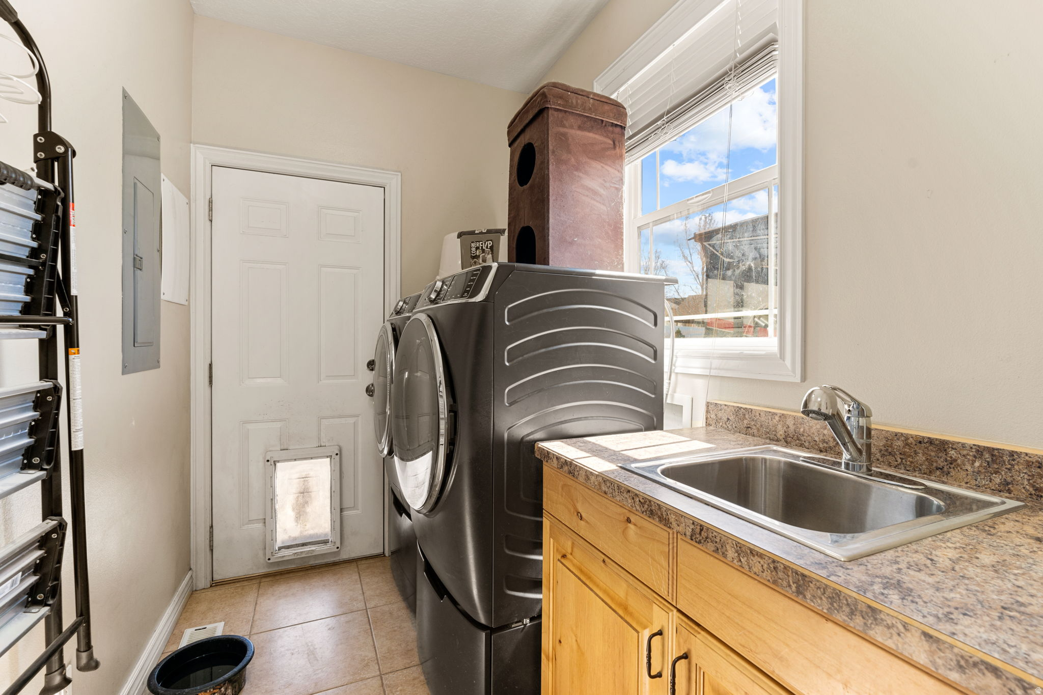 WESTVIEW ESTATES - Residential