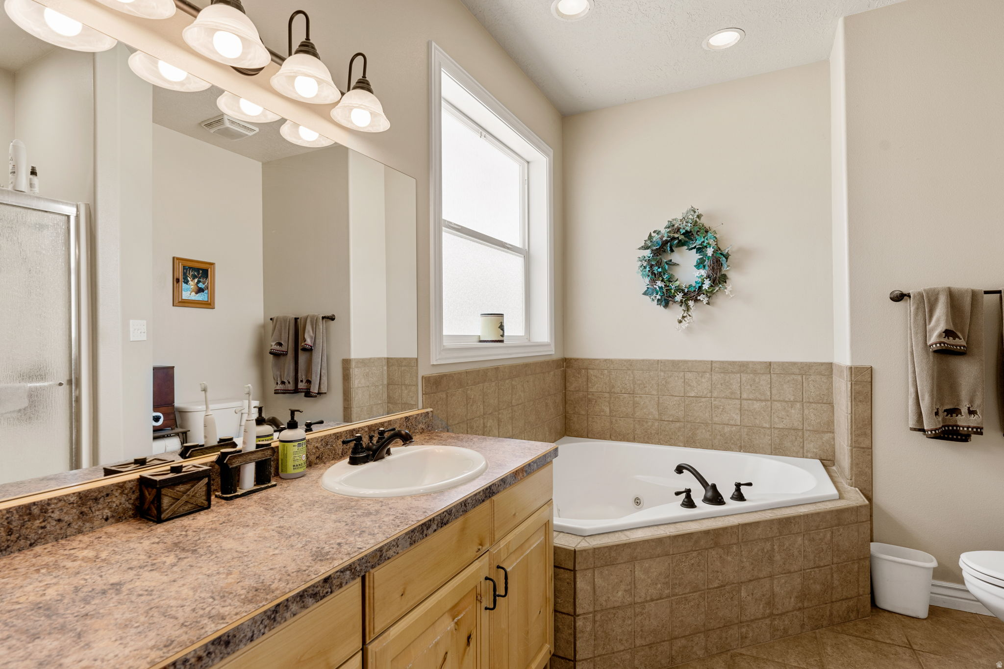 WESTVIEW ESTATES - Residential