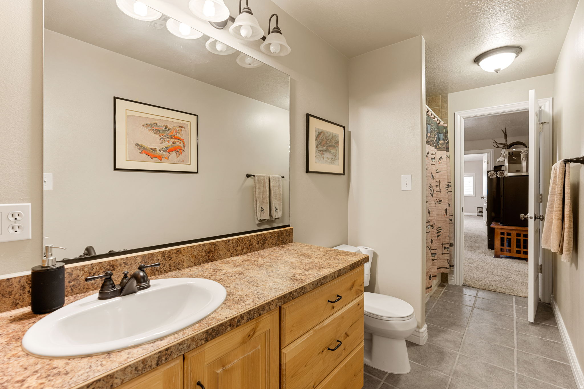 WESTVIEW ESTATES - Residential