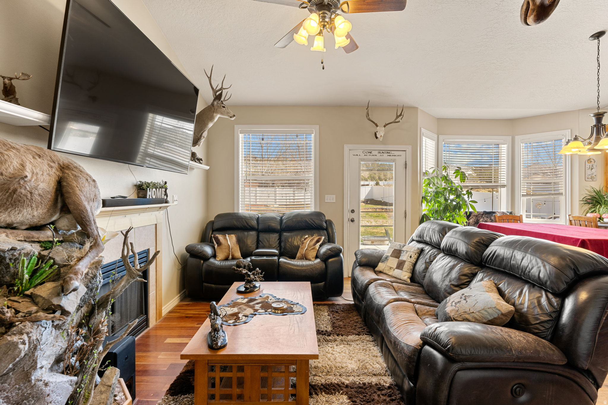 WESTVIEW ESTATES - Residential