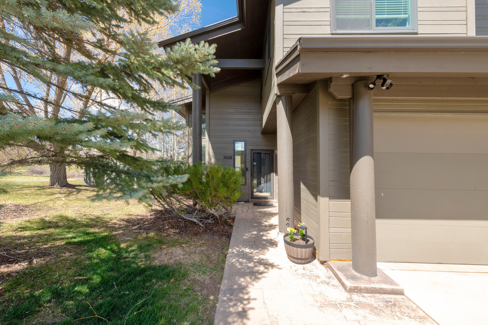 PINEBROOK COTTAGES - Residential