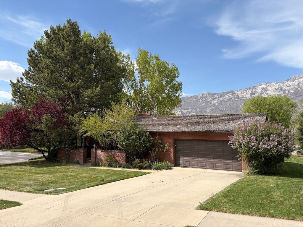 Photo of 815 E ALPINE DR S, Alpine, UT 84004 (MLS # 2153336)