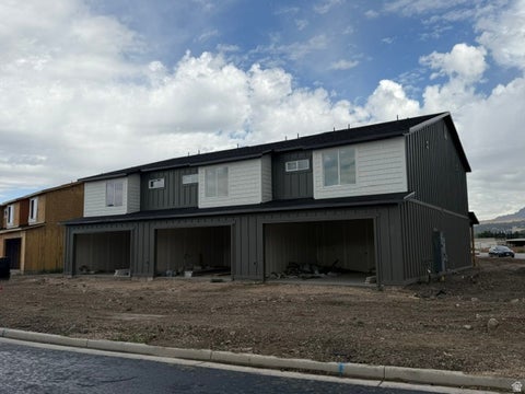 Photo of 142 E 2350 N #60, North Ogden, UT 84404 (MLS # 2168445)
