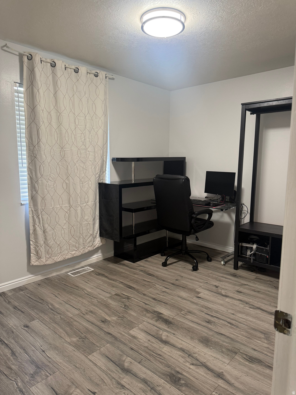 EASTSIDE ESTATES - Residential Income