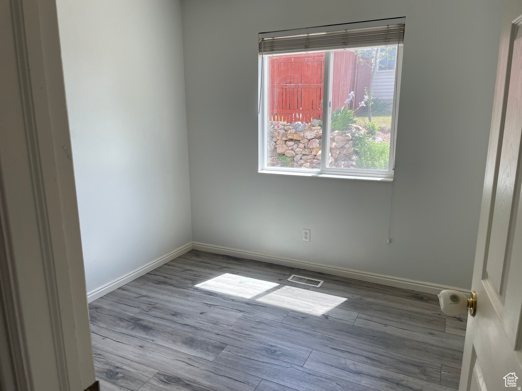 EASTSIDE ESTATES - Residential Income