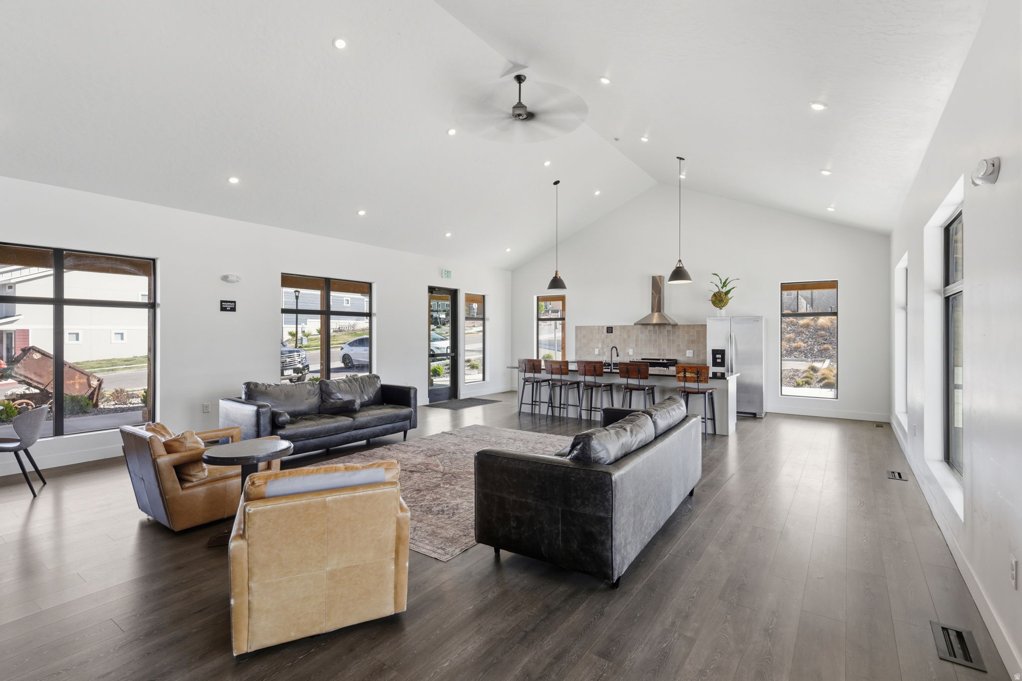 LITTLE VALLEY GATEWAY - Residential