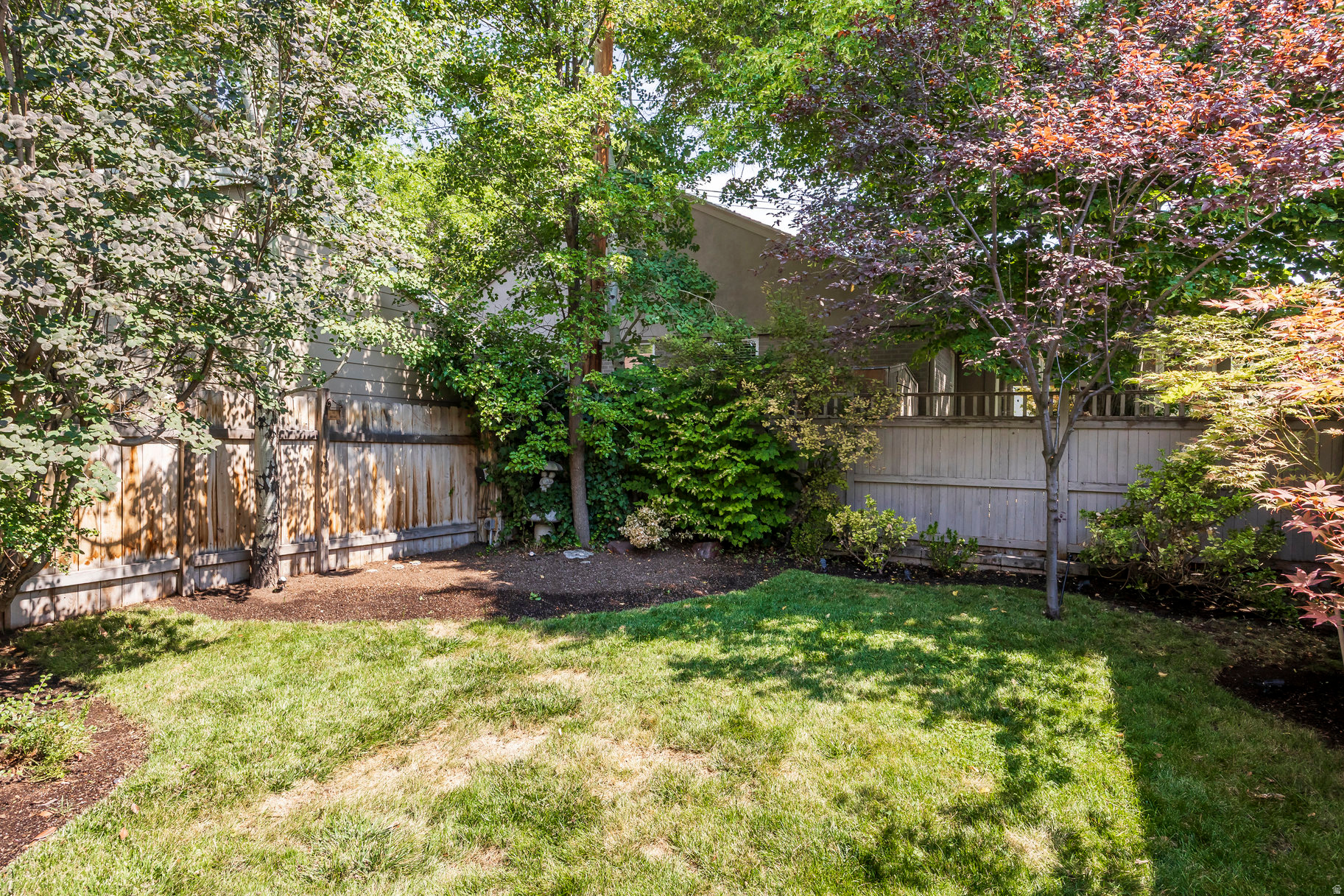 HARVARD/YALECREST - Residential