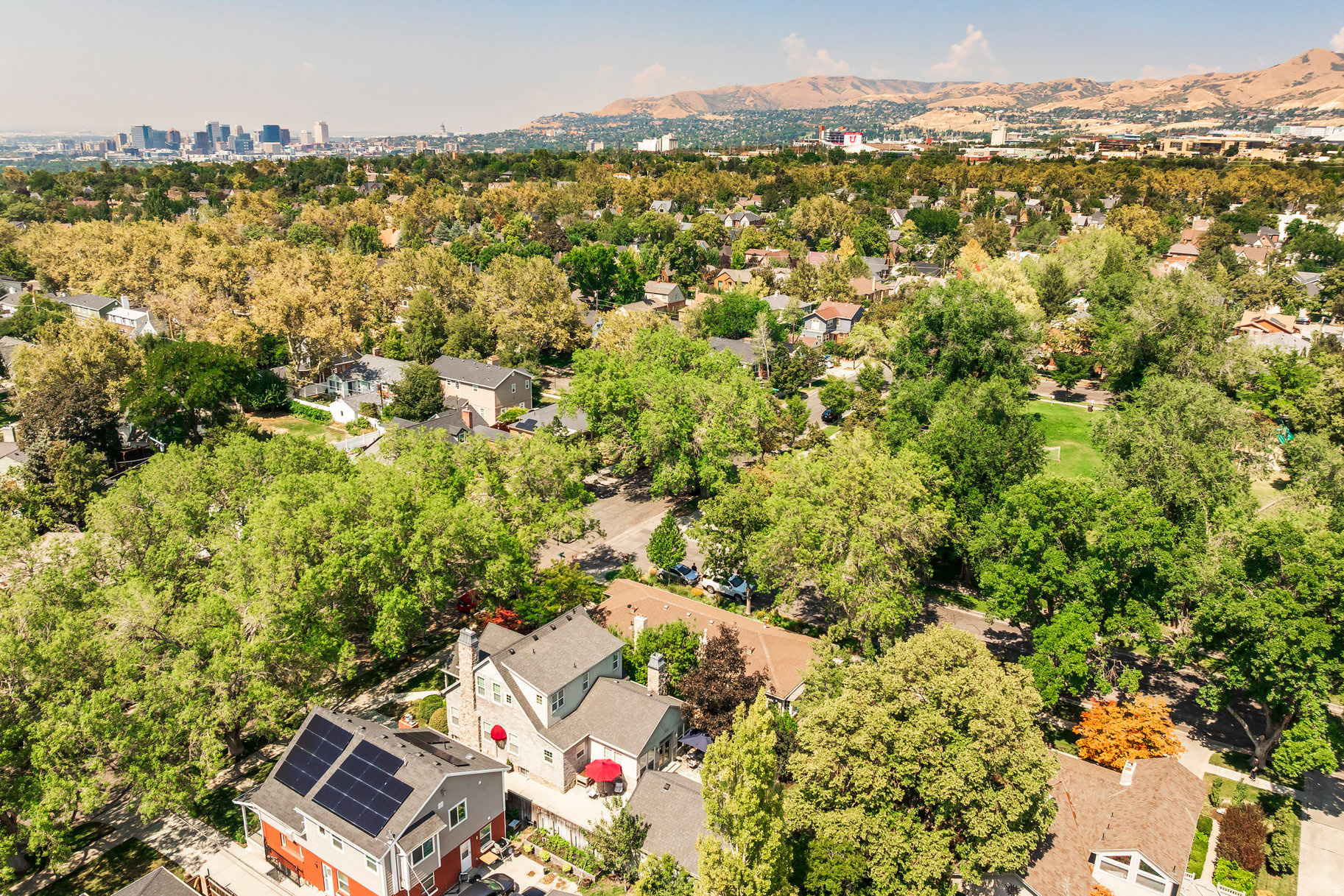 HARVARD/YALECREST - Residential