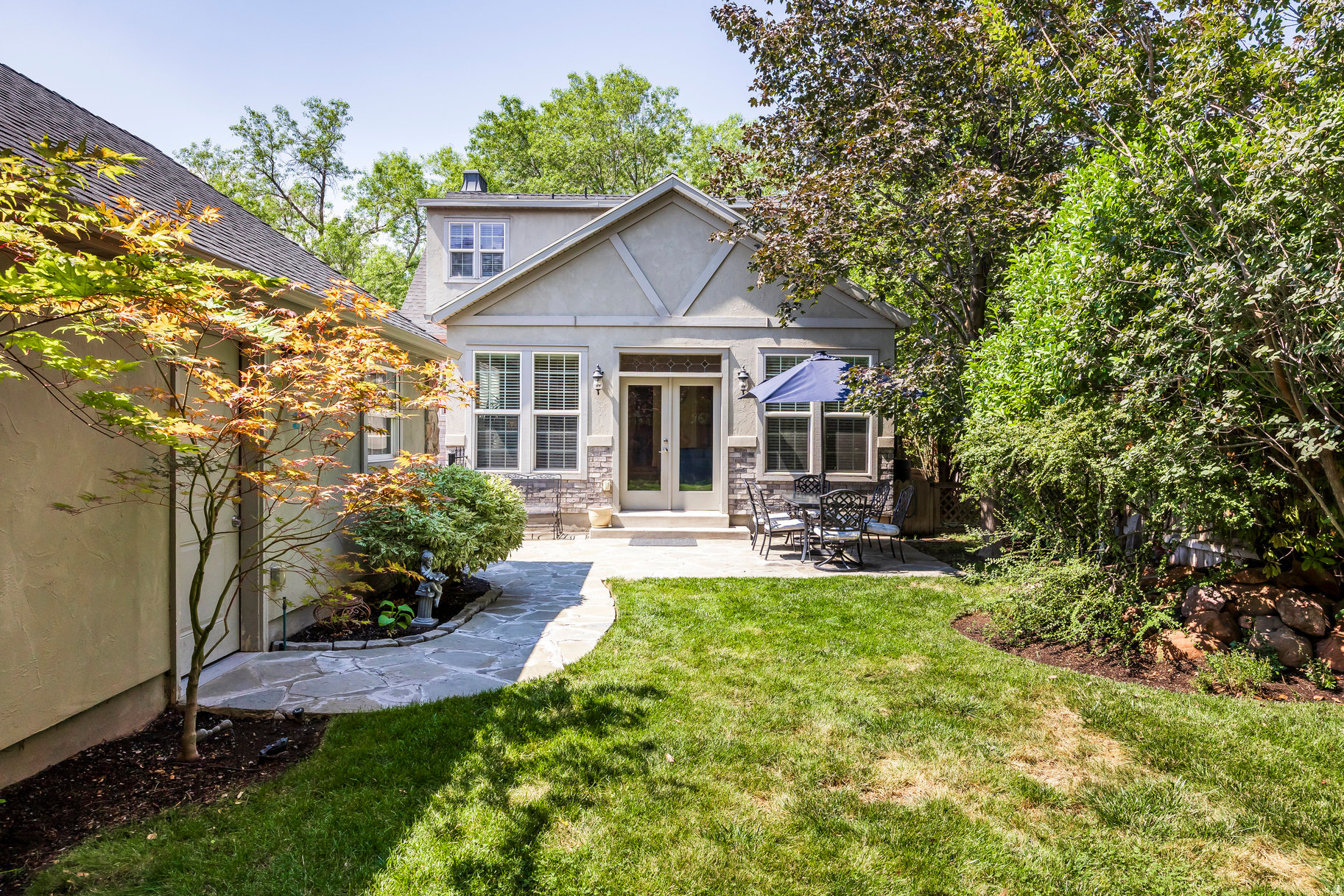 HARVARD/YALECREST - Residential