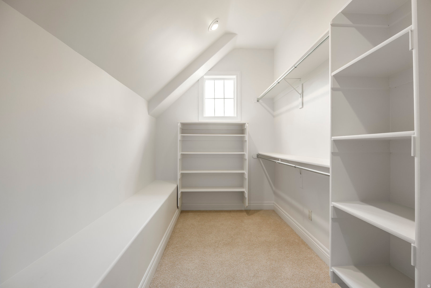 HARVARD/YALECREST - Residential